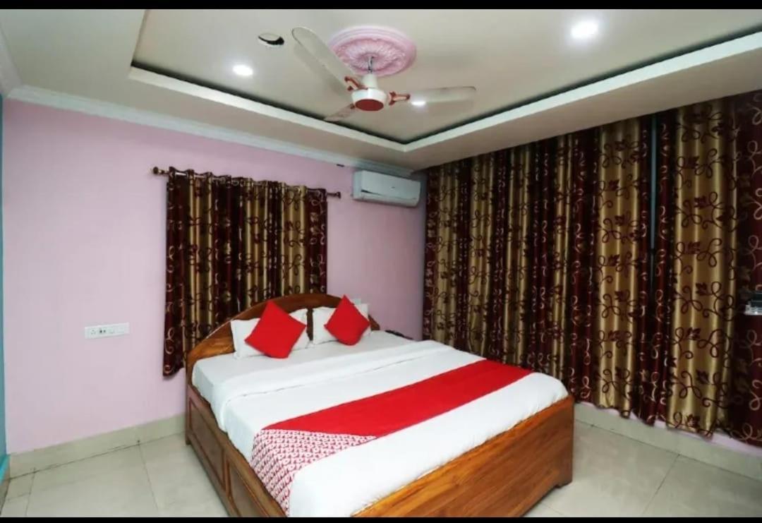 Hotel Ayush International Balasore Buitenkant foto