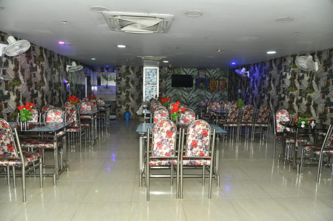 Hotel Ayush International Balasore Buitenkant foto