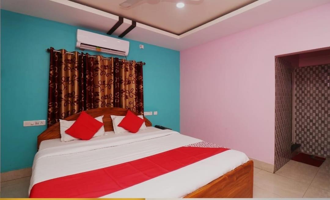 Hotel Ayush International Balasore Buitenkant foto